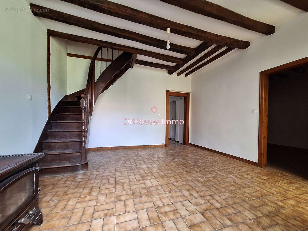 Maison 112 m² à Laigne-En-Belin  - photo 18