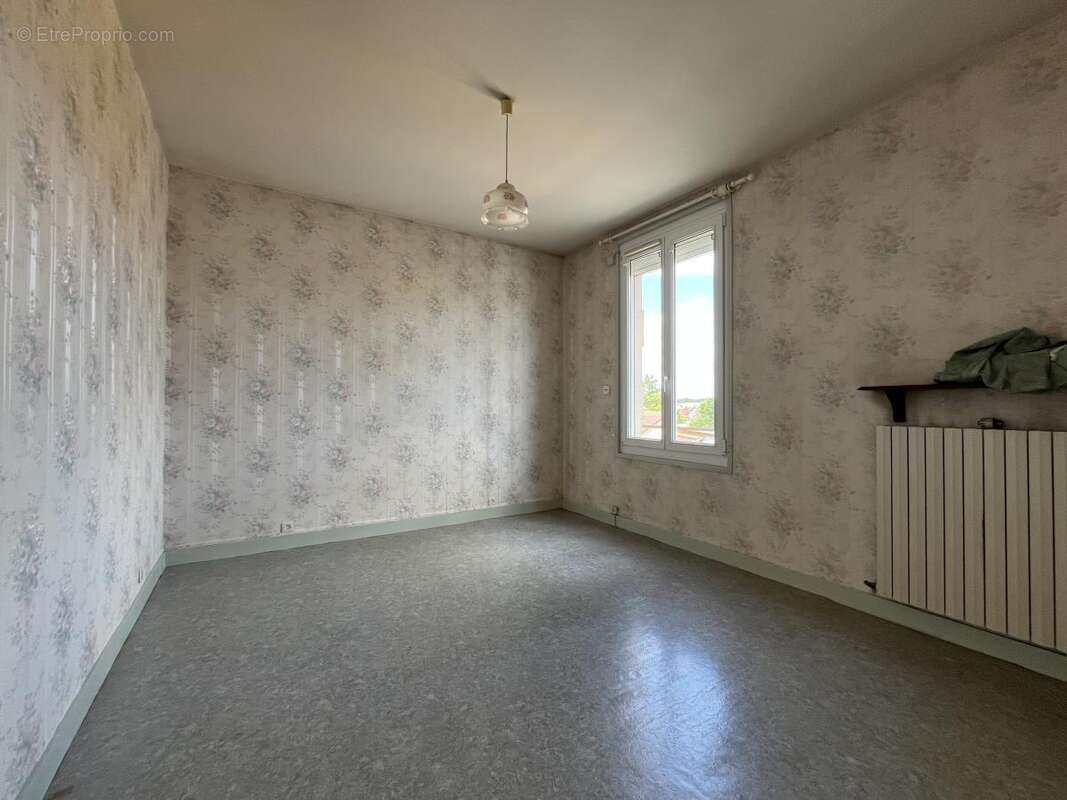 Maison à CONNERRE
