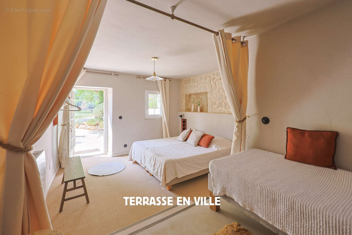 Appartement à EVENOS