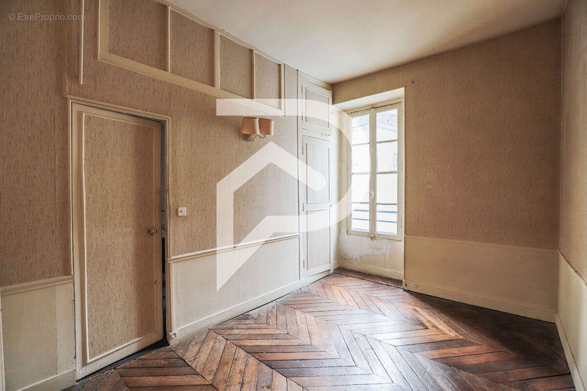 Appartement à PARIS-5E