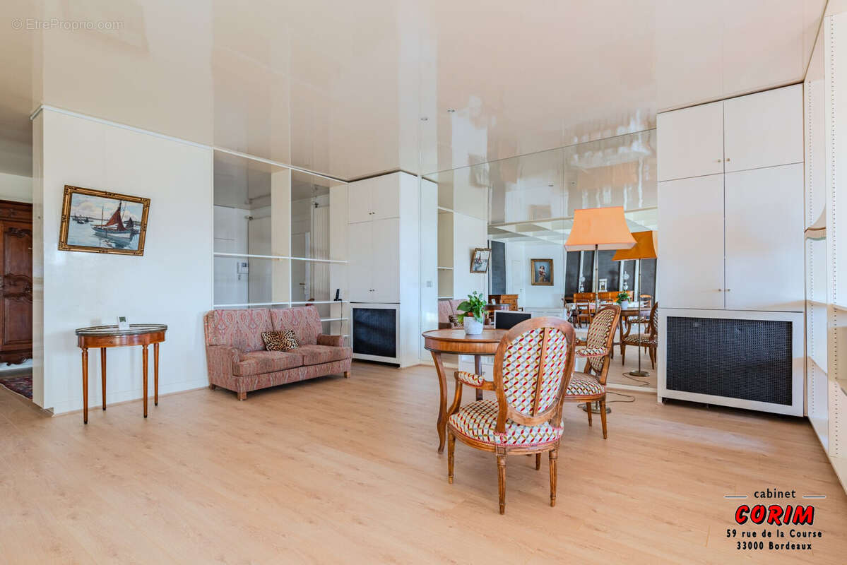 Appartement à BORDEAUX