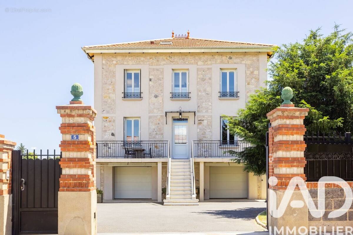 Photo 1 - Maison à SAINT-MARCELLIN-EN-FOREZ