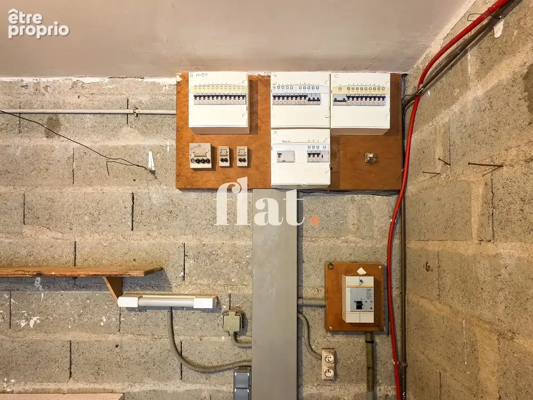 Saint-julien   maison 190 m2 utiles - 140 m2 hab garages - atelier - indépendant - photo 32