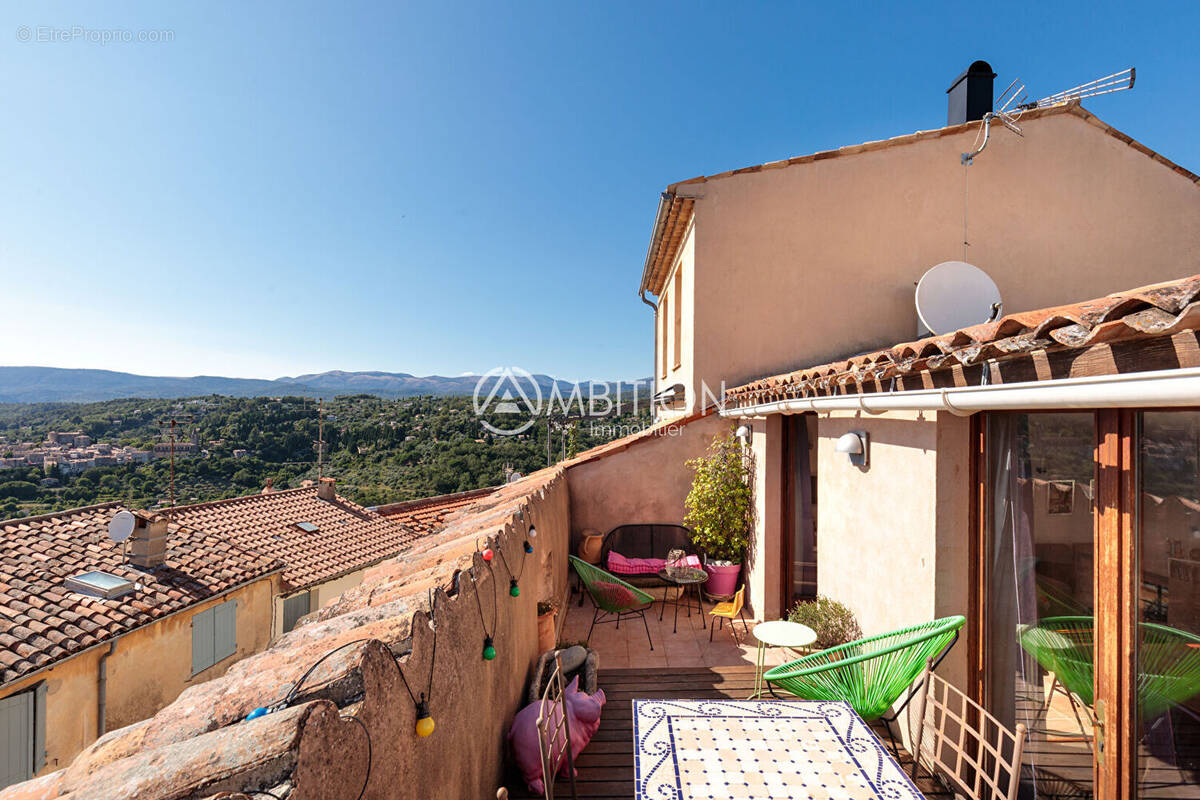 Appartement à MONTAUROUX