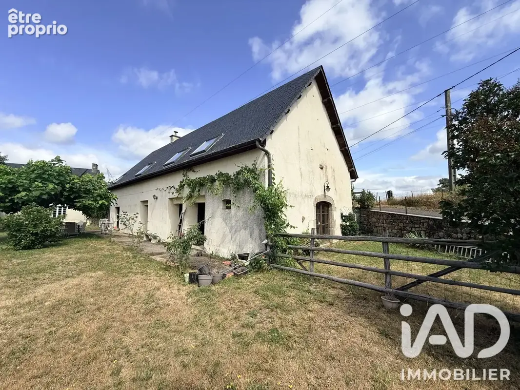 Photo 1 - Maison à SARROUX