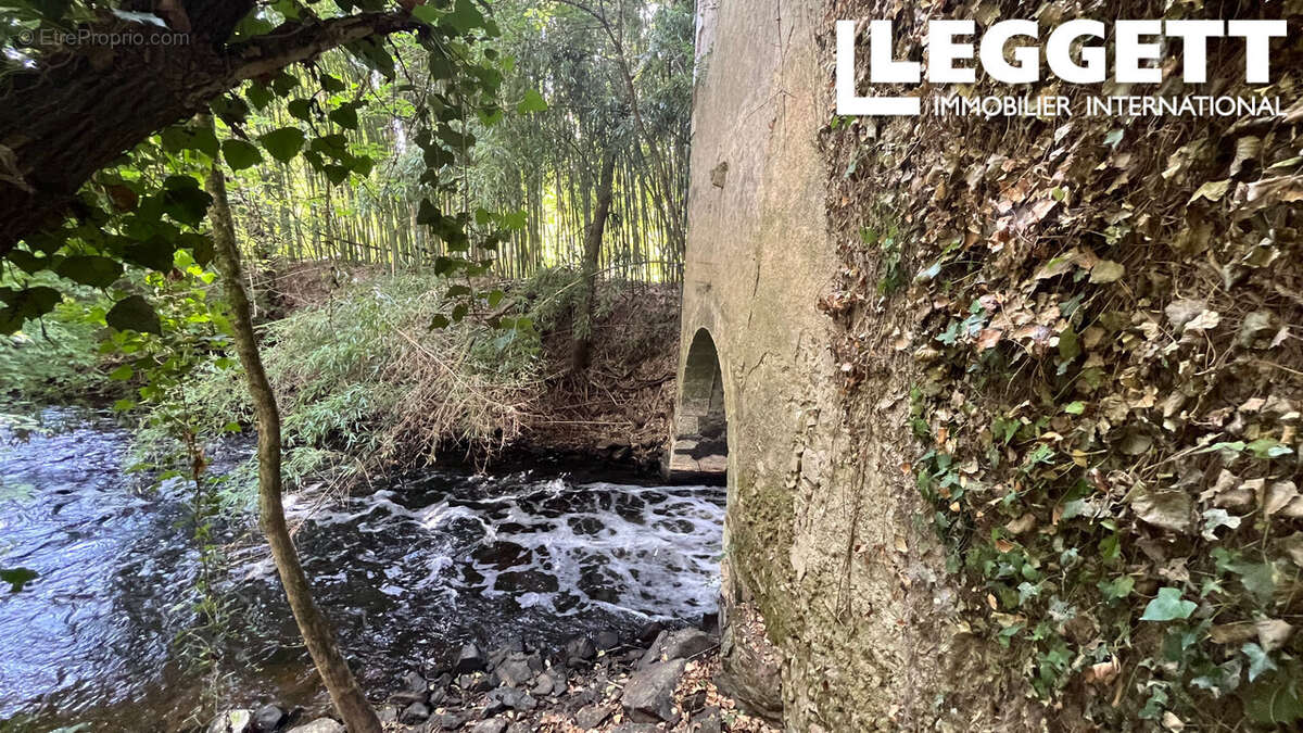 Appartement à LESSAC
