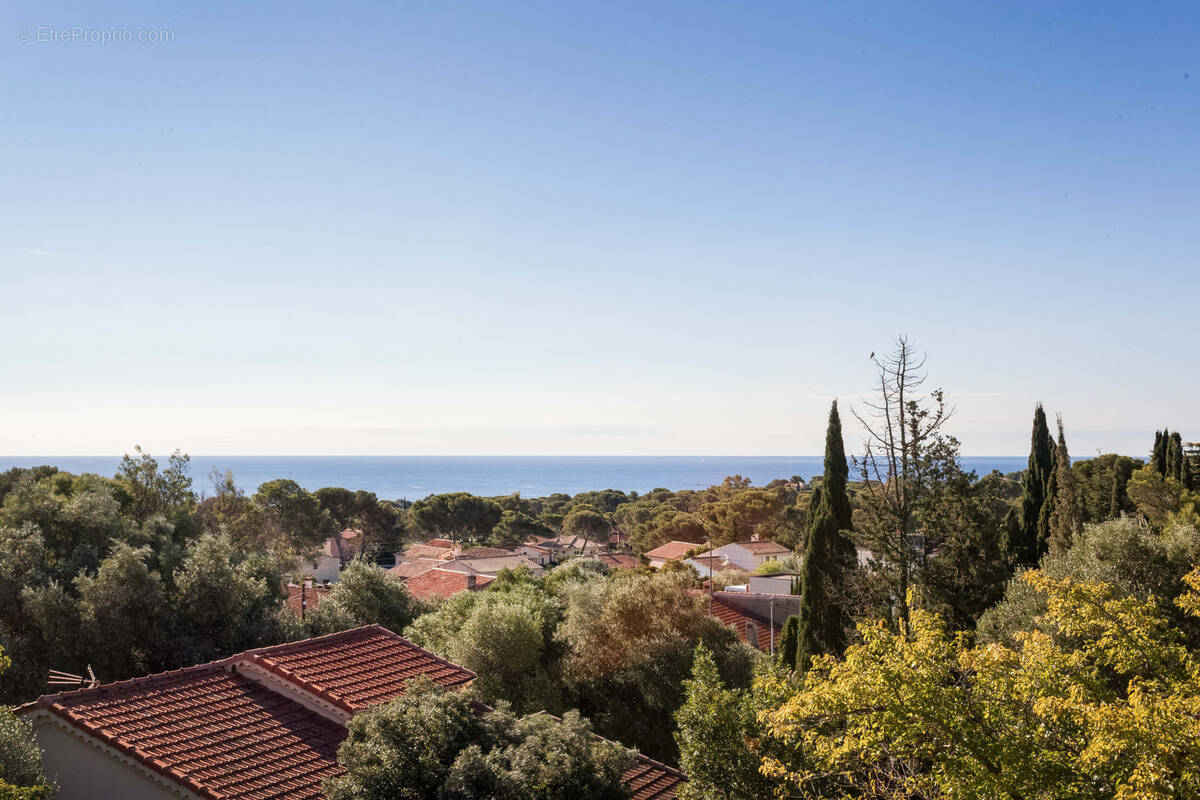 Appartement à SAINT-RAPHAEL