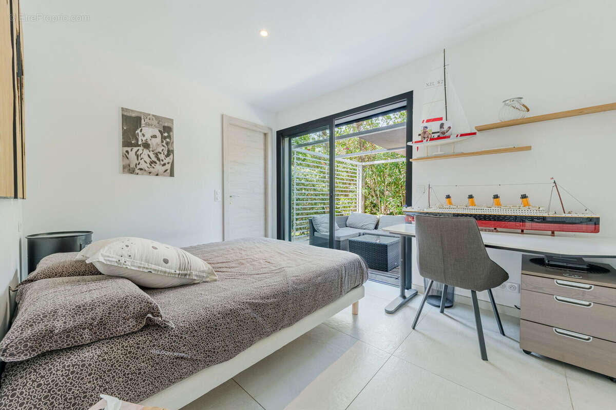 Appartement à SAINT-RAPHAEL