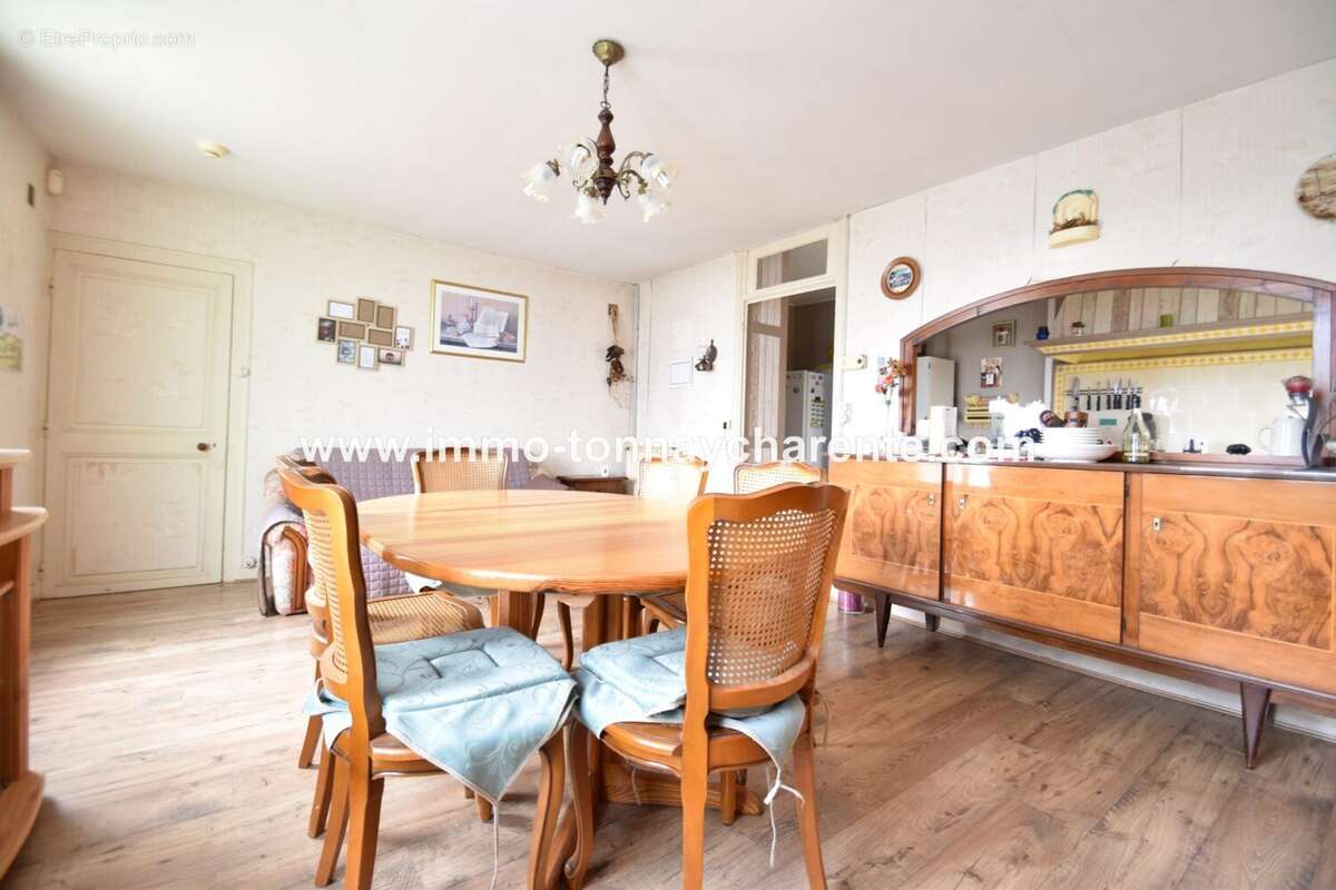 Maison à TONNAY-CHARENTE