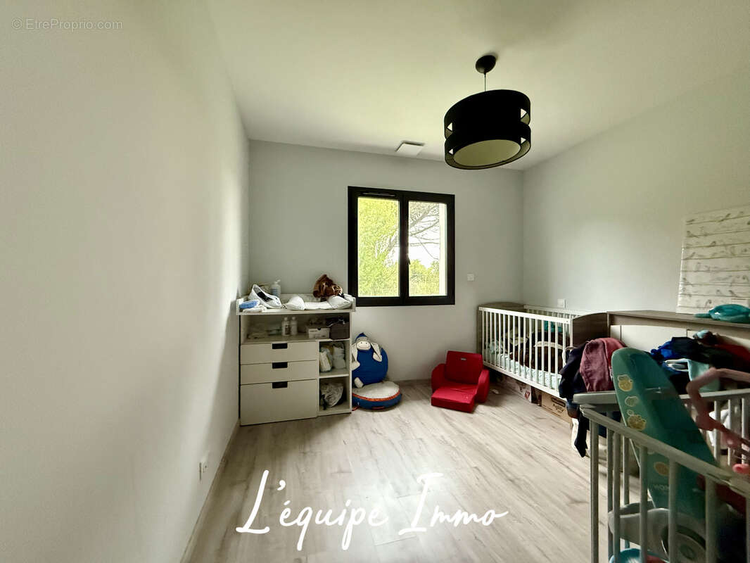 Maison à MONTAIGUT-SUR-SAVE