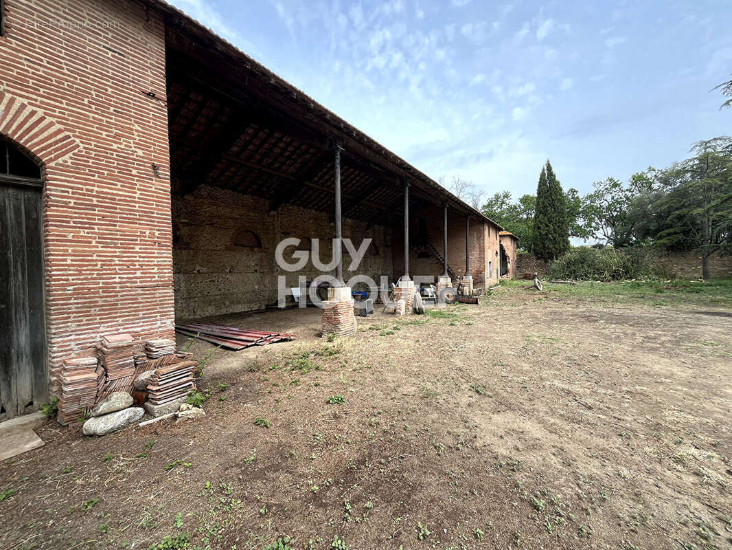 Maison à VILLENEUVE-DE-LA-RAHO