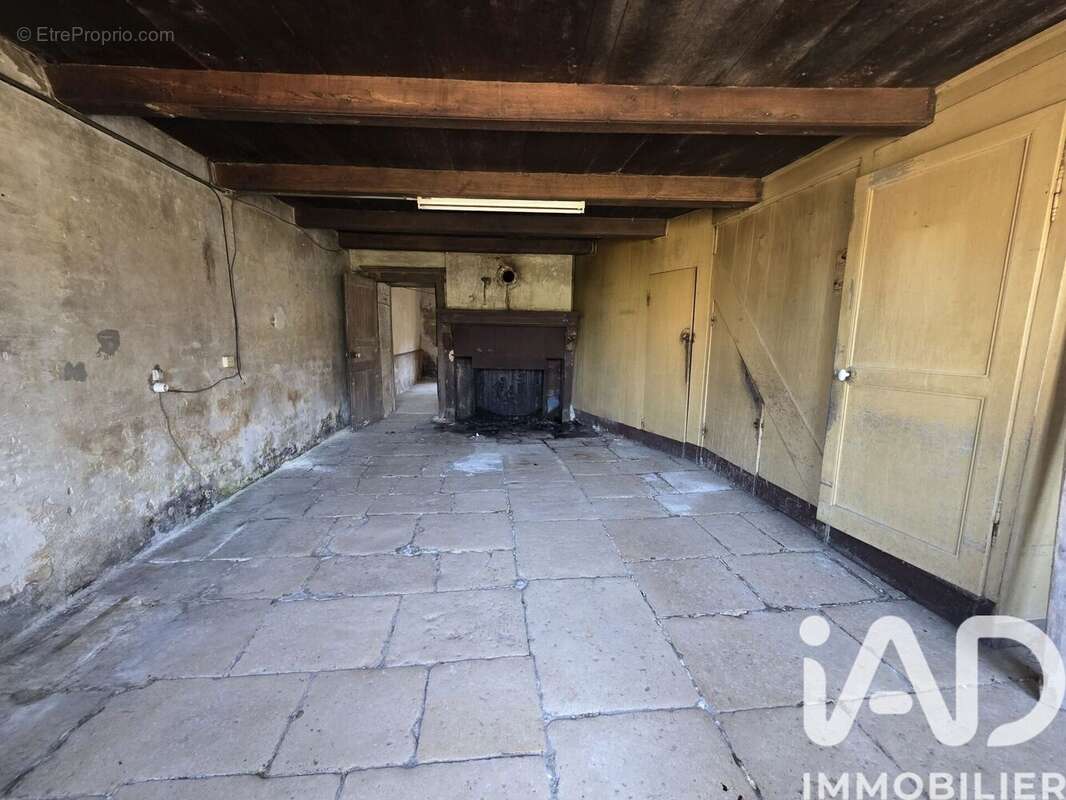 Photo 2 - Maison à ARC-EN-BARROIS