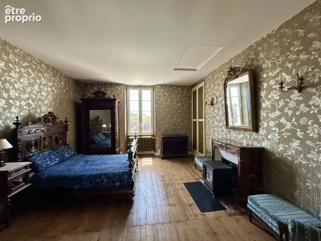 Château du XVIIIe siècle restauré avec soin, avec piscine ch - photo 11