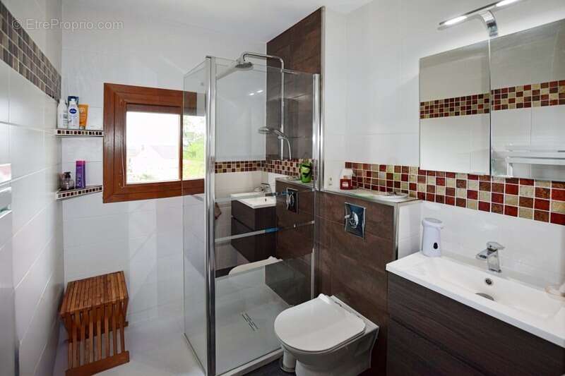 Maison à LE CREUSOT