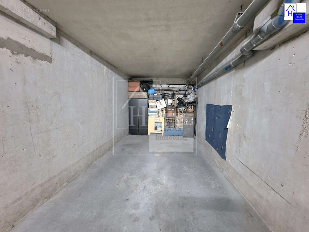 Parking - Appartement à VAIRES-SUR-MARNE