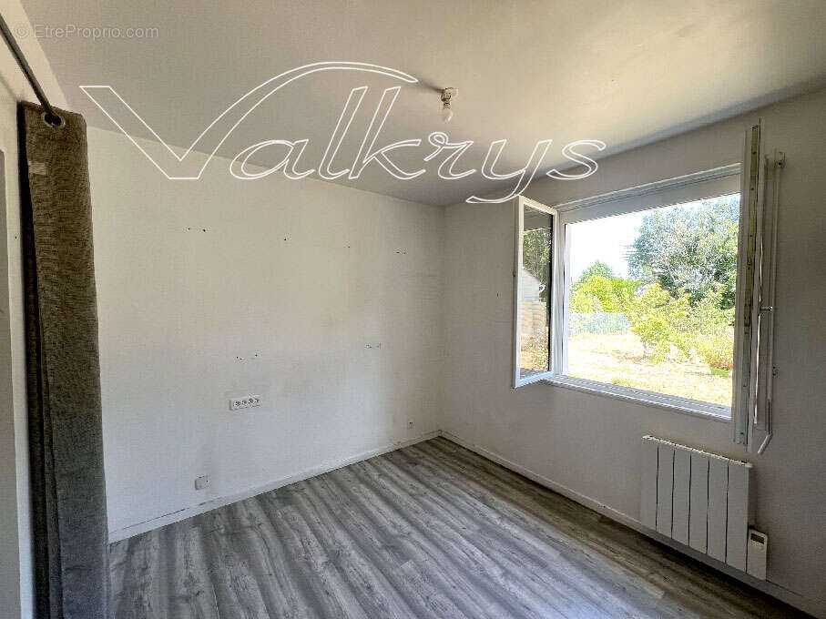 Maison proche mer et commodités à pied -7P-1000m2 zone U - photo 12