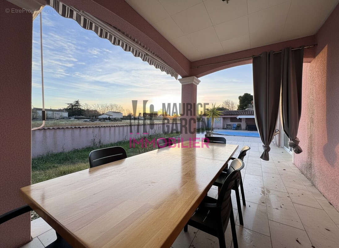 Maison à MORIERES-LES-AVIGNON