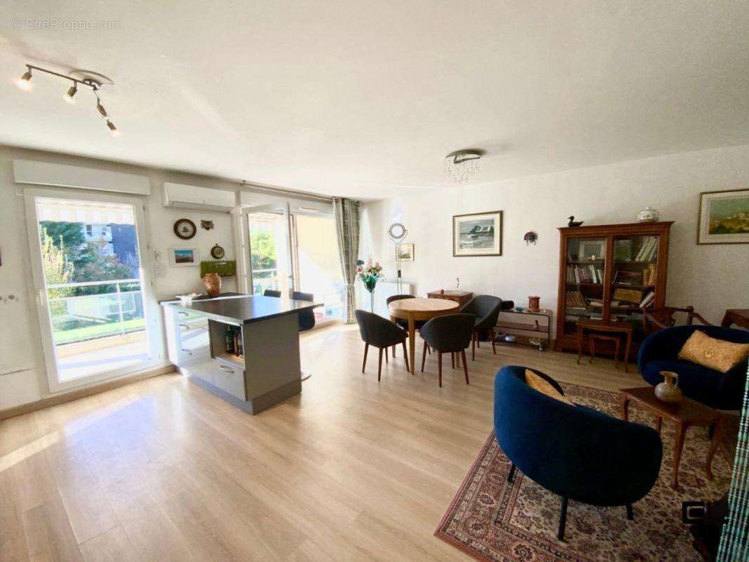 Appartement à SAINTE-FOY-LES-LYON