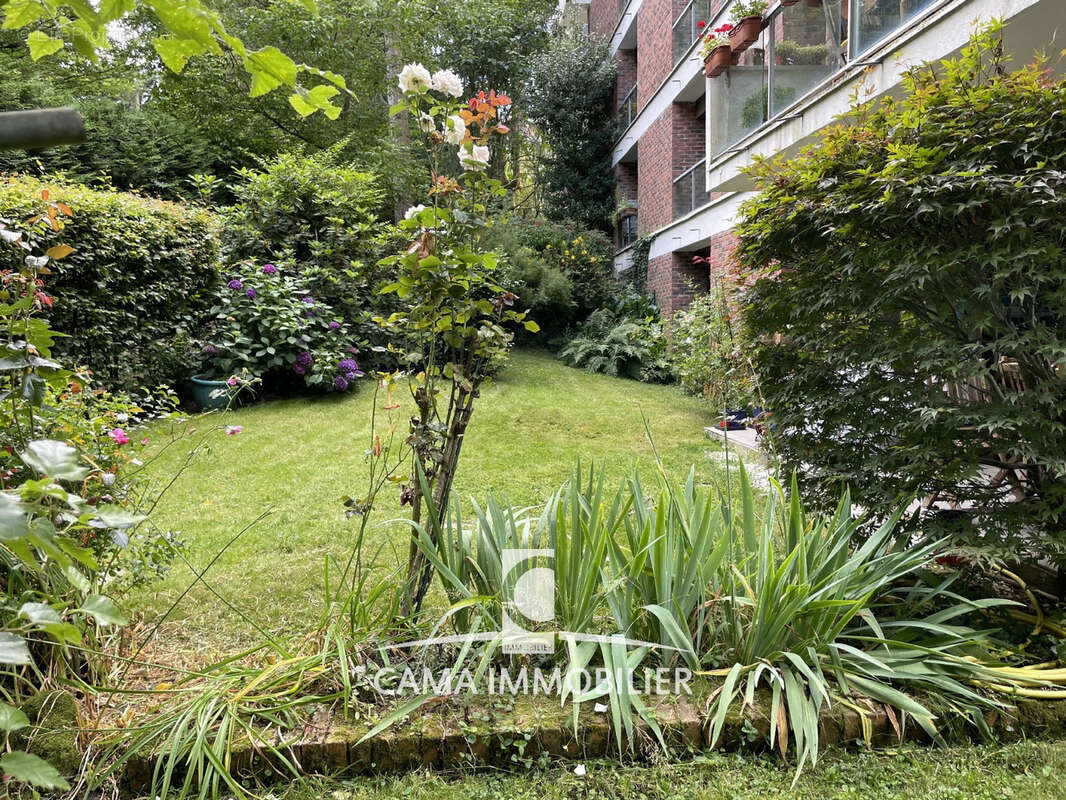 Appartement à JOUY-EN-JOSAS