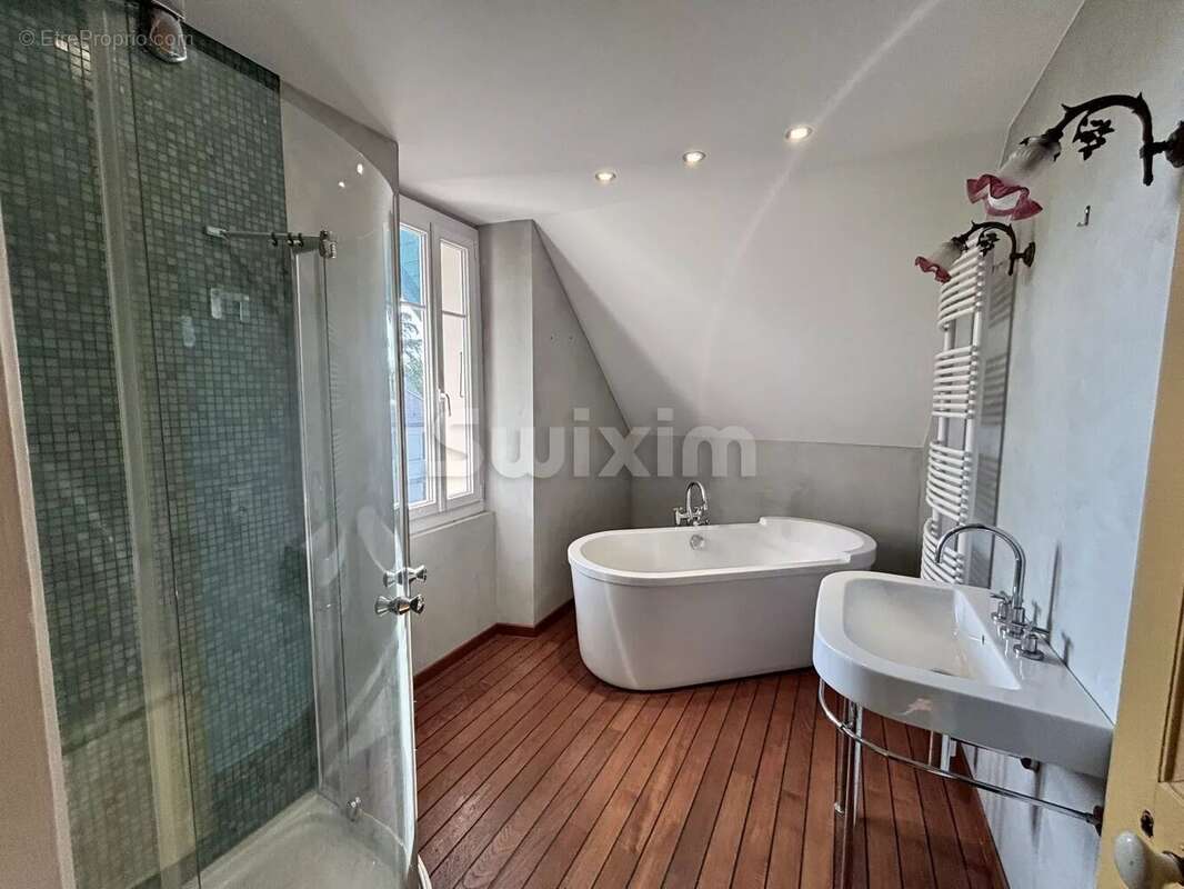 Maison à EVIAN-LES-BAINS