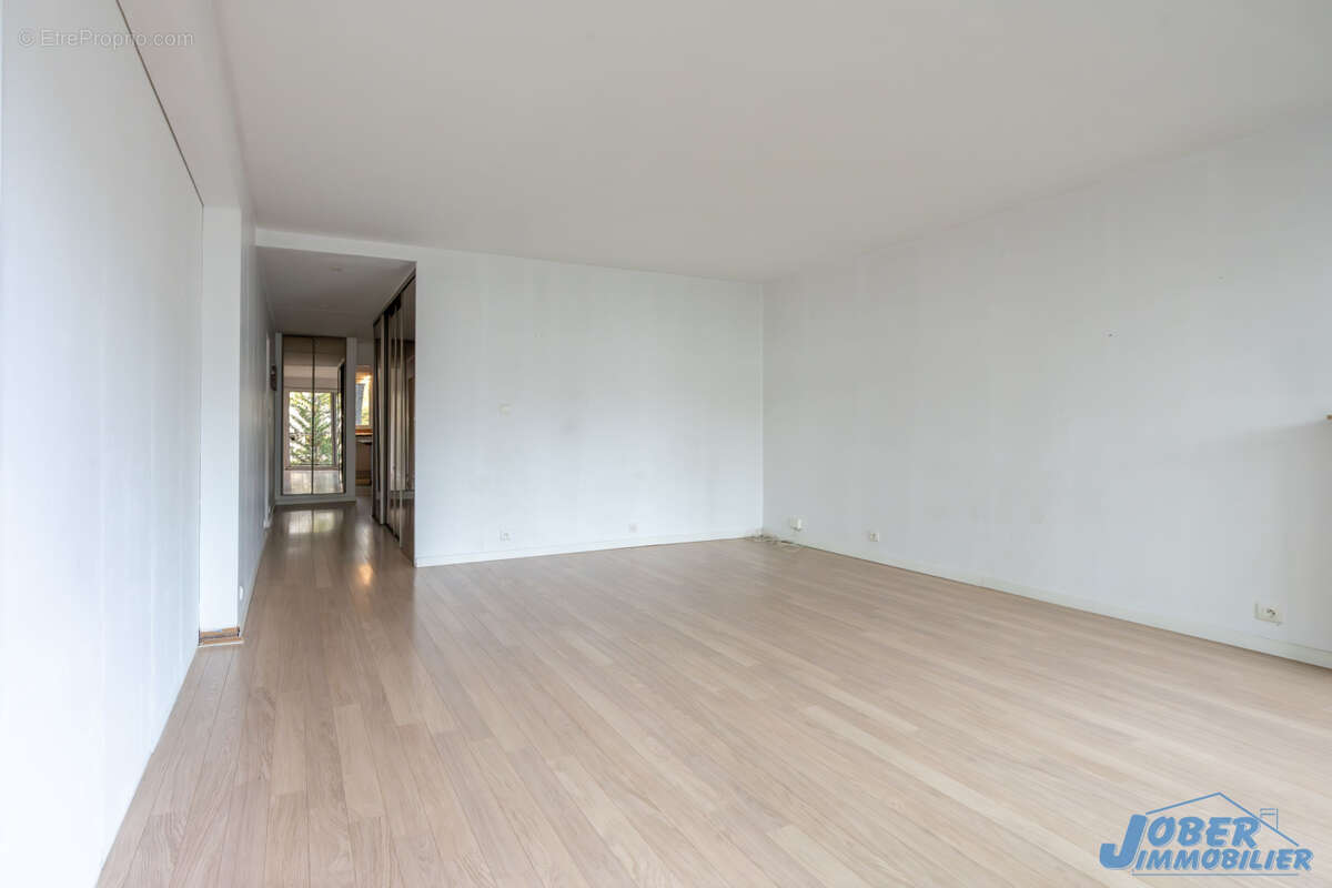 Appartement à NOGENT-SUR-MARNE