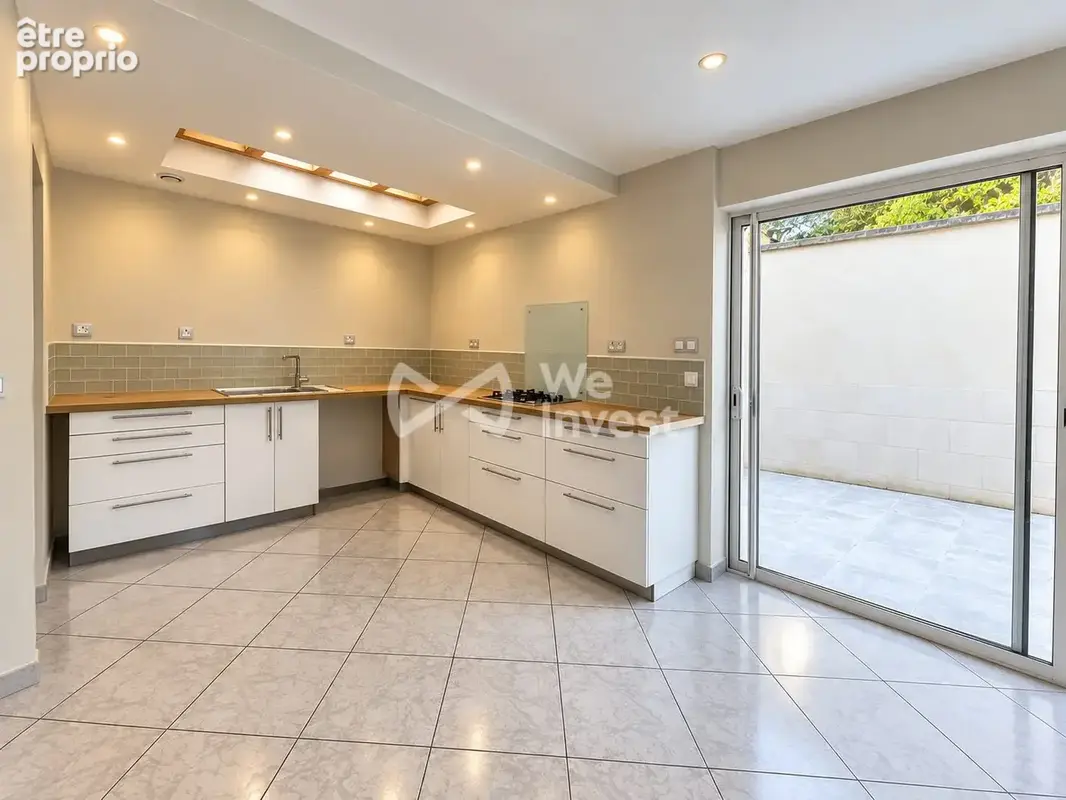 Maison 6 pièces 130 m² à vendre à Roubaix (59100) - photo 2