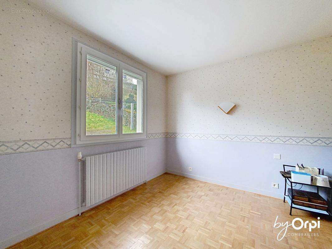 Maison à SAINT-ELOY-LES-MINES