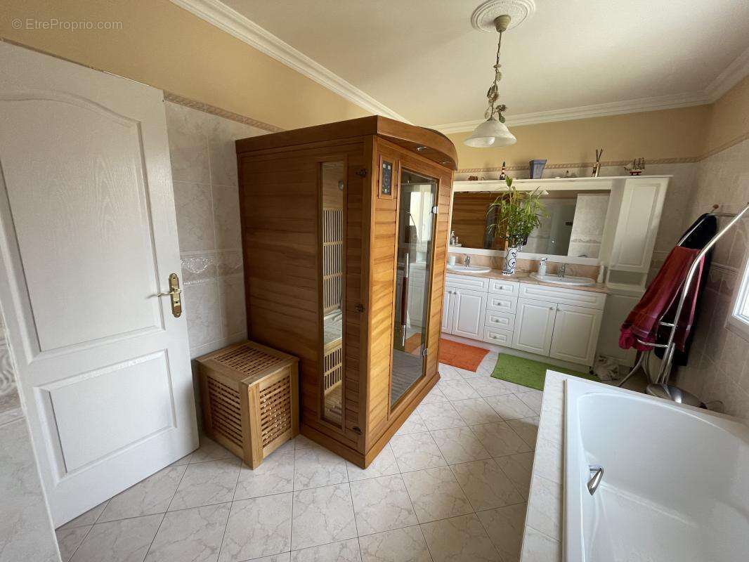 Maison à LE BOUSCAT