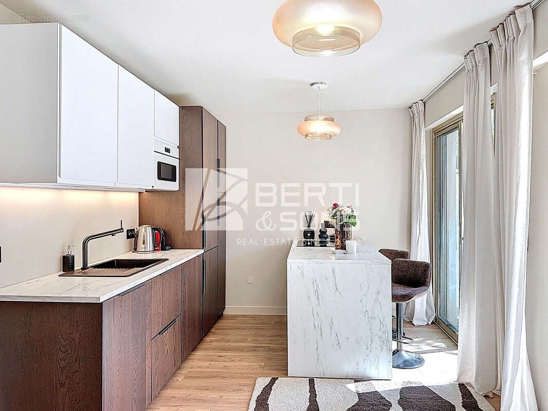 Appartement à LE CANNET