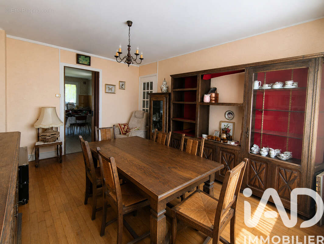 Photo 4 - Maison à ROMILLY-SUR-SEINE