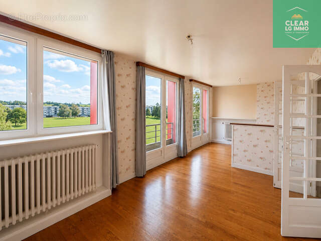 Appartement F5 à rénover avec garage à Longuyon - photo 3