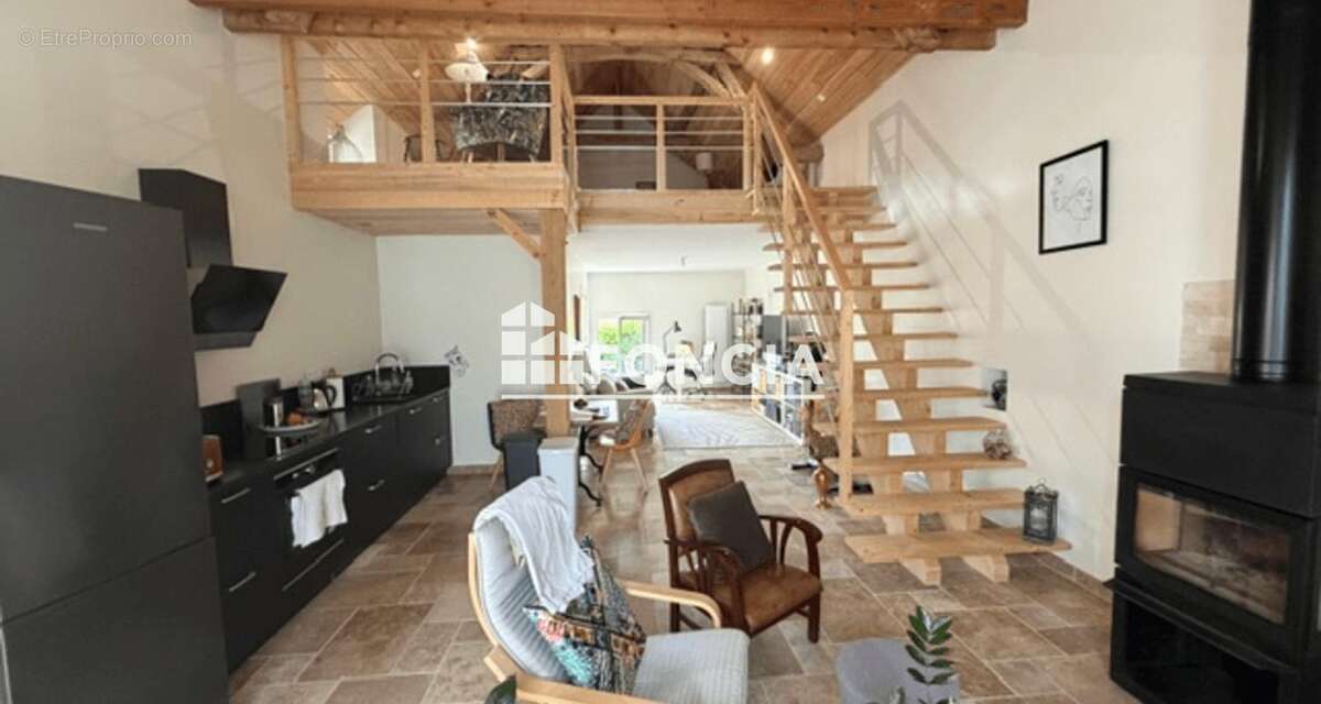 Maison à MAYET