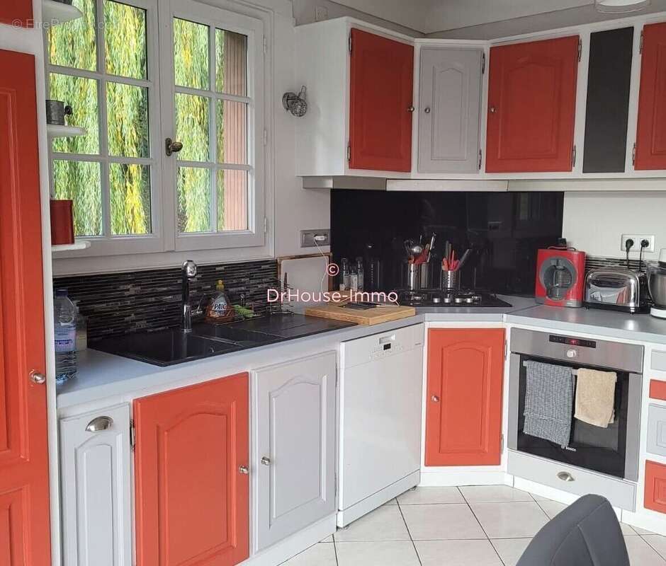 Maison à BRIVES-CHARENSAC