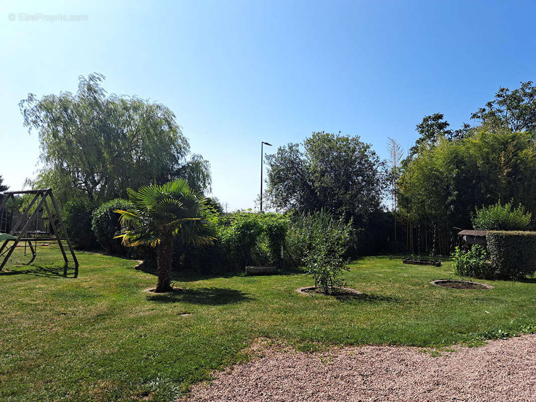 Maison à LA CHARITE-SUR-LOIRE