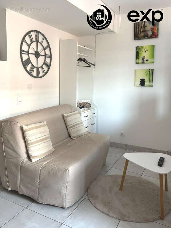 Salon 2 - Appartement à VILLEURBANNE