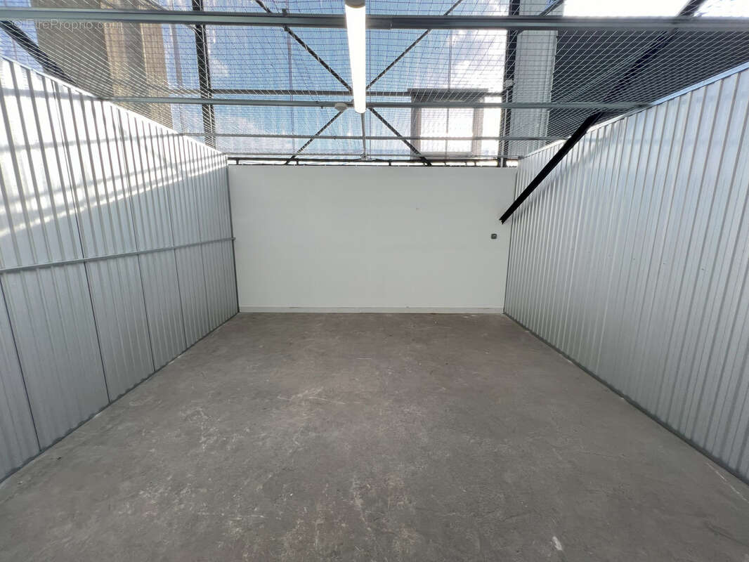 Autre à MARSEILLE-14E