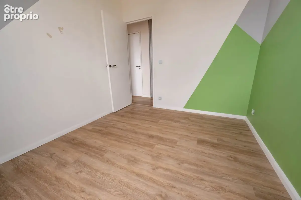 Appartement 73 m² à La Madeleine  - photo 7