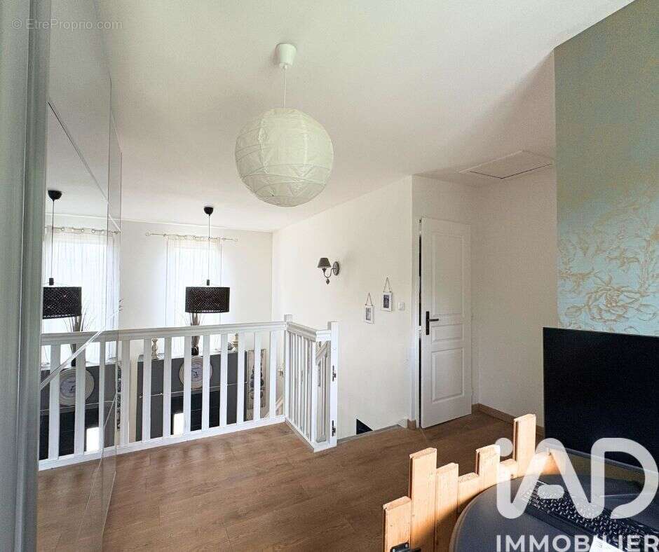 Maison 185 m² à Bourneville  - photo 7