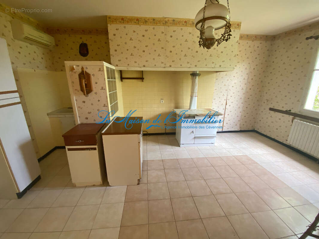Axe Alès/Nîmes, maison F5 de 112 m2 sur 503 m2 de terrain - photo 8