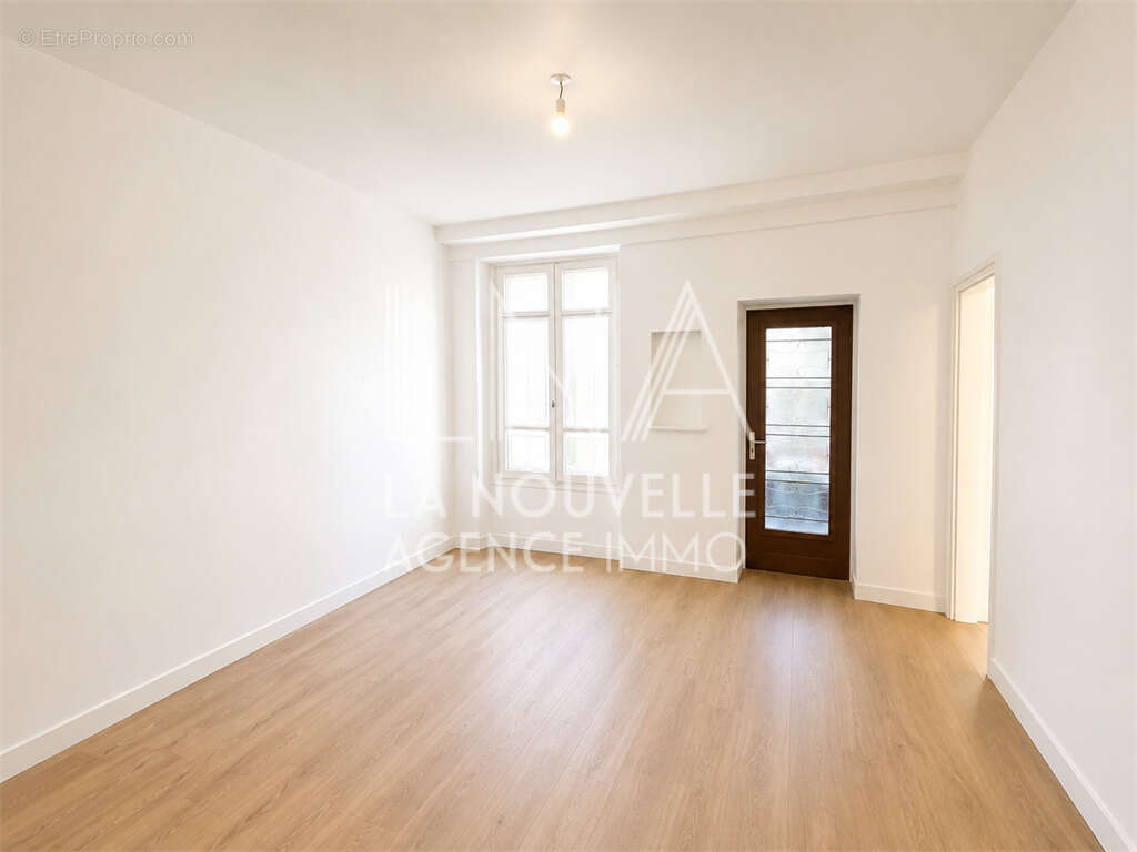 Appartement 93 m² à Les Lilas  - photo 7