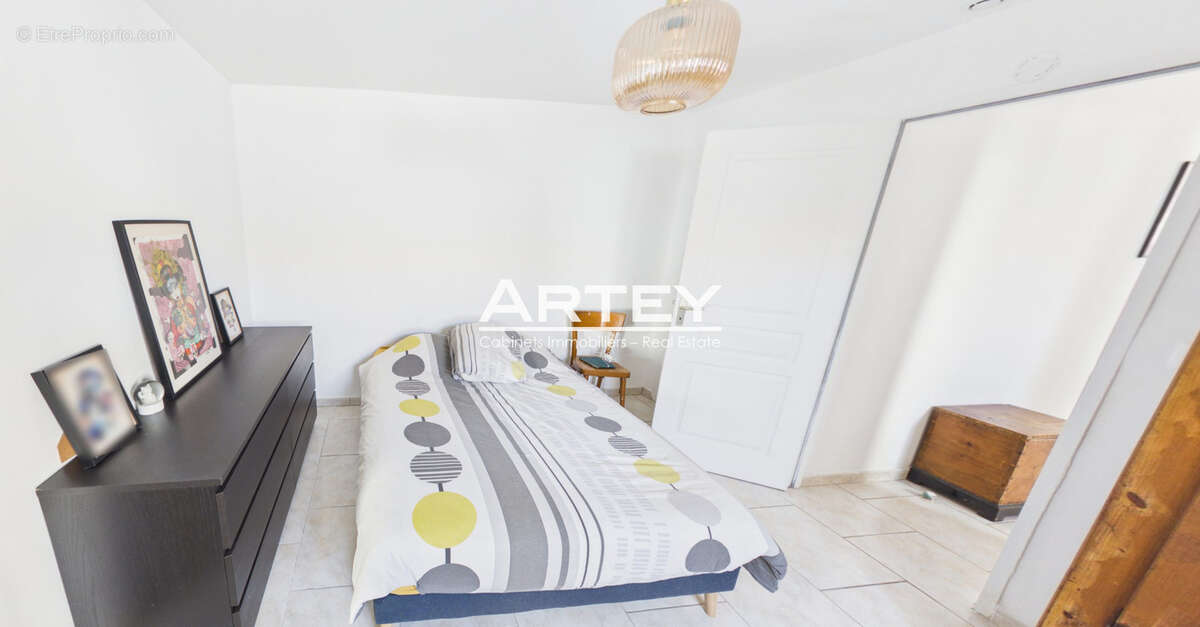 Appartement à CARQUEIRANNE
