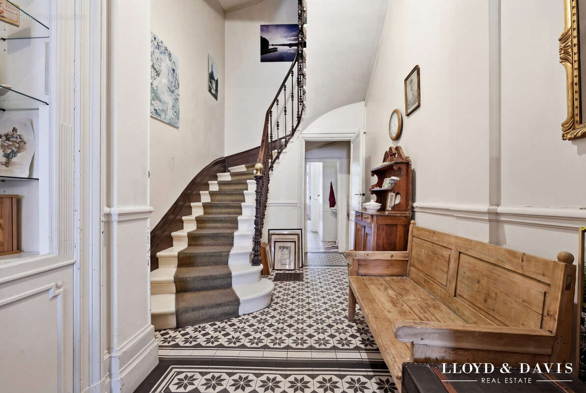 Maison 392 m² à Bordeaux  - photo 3