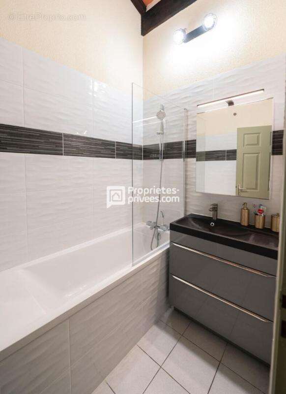 Maison à SAINT-CYPRIEN