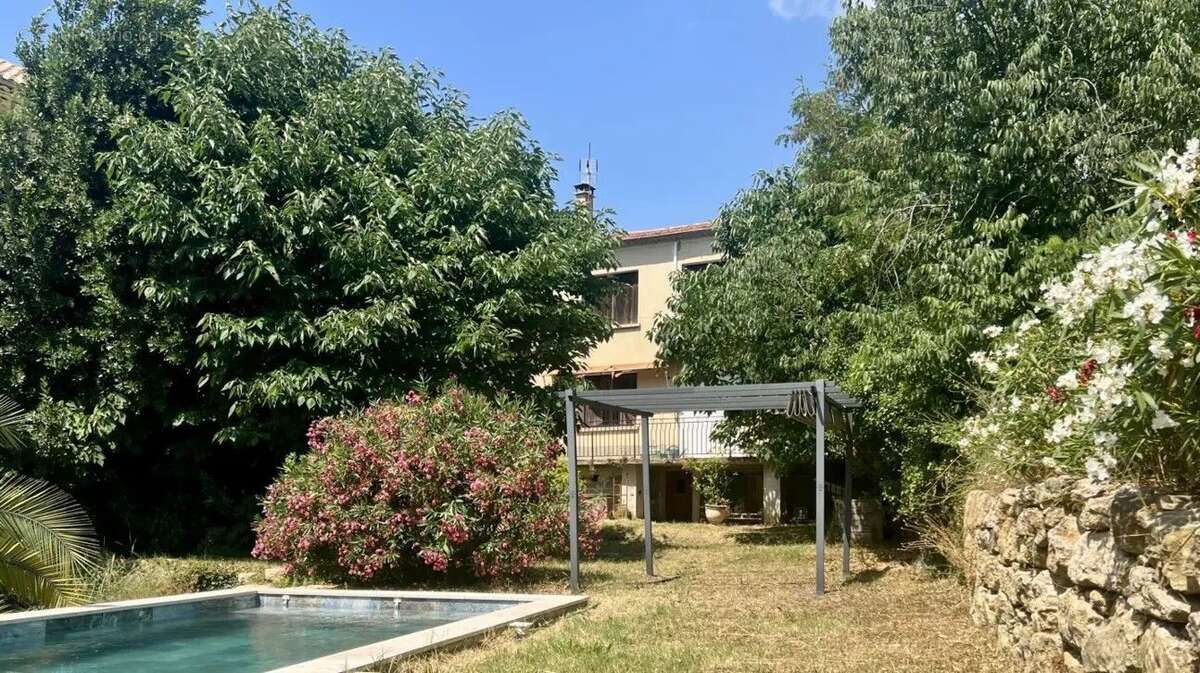 Maison à PUYMERAS