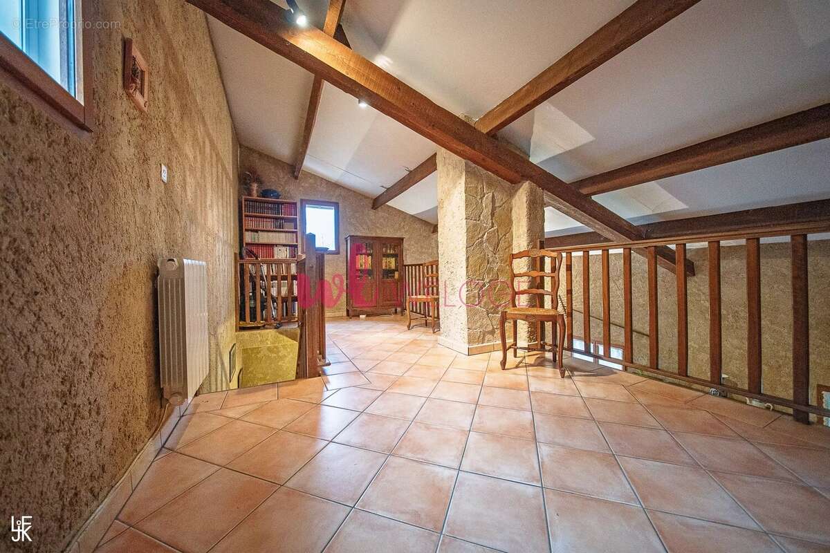 Maison à ROUMOULES