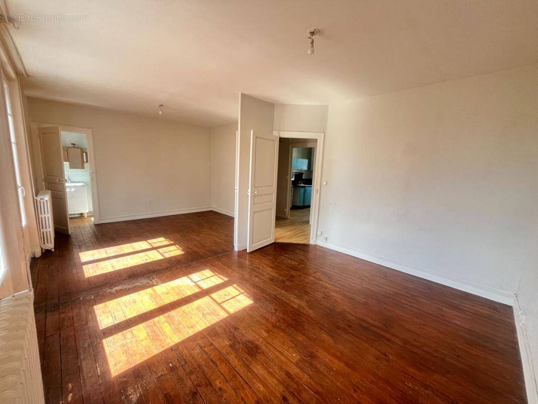 Appartement à LE POULIGUEN