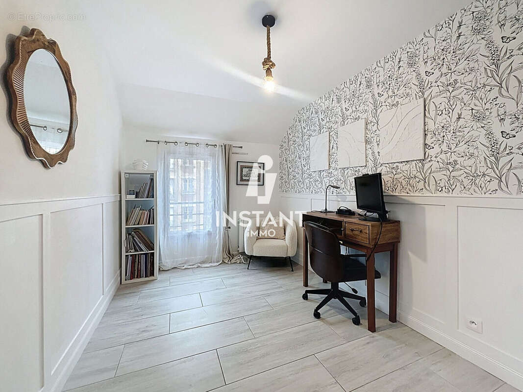 Appartement à VILLENEUVE-LE-ROI