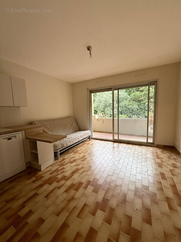 Appartement à CARRY-LE-ROUET