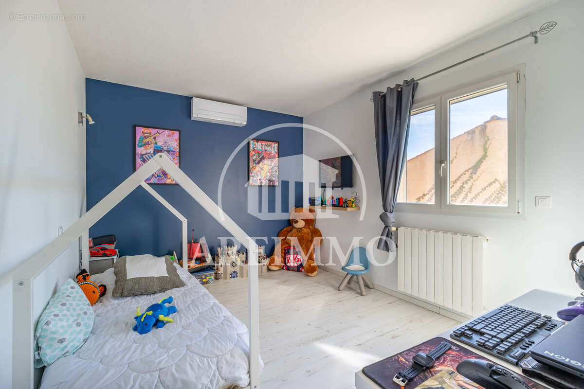 Maison à SAINT-BAUZILLE-DE-PUTOIS