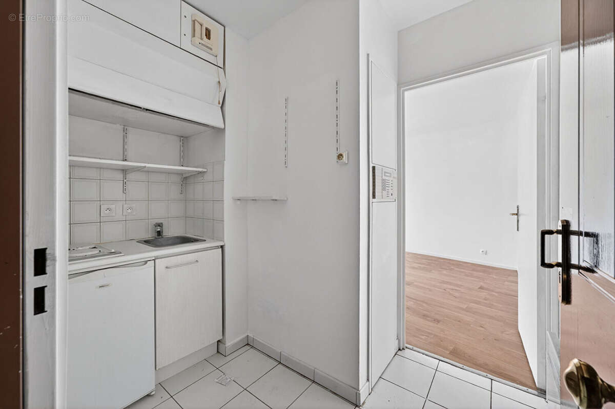 Appartement à PARIS-19E